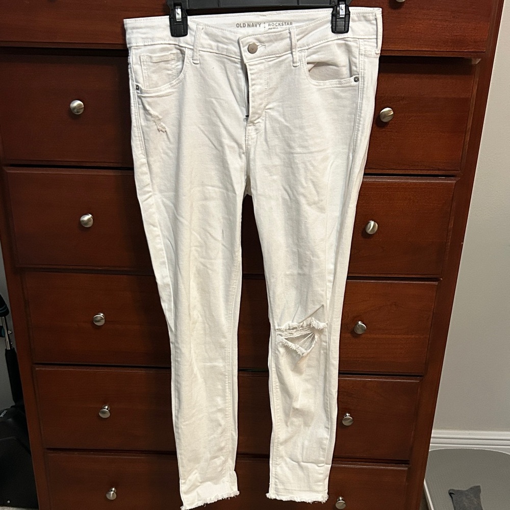 Old Navy Women's white Distressed Skinny Jeans